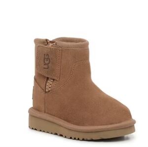 UGG Adri Classic Mini Boot Chestnut Infant Size 7 No Box